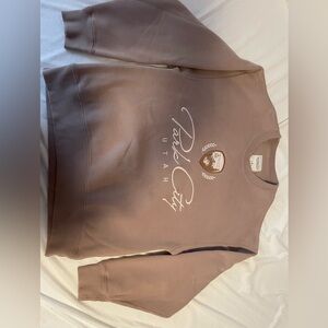 Abercrombie & Fitch Men's Beige Crewneck Sweater